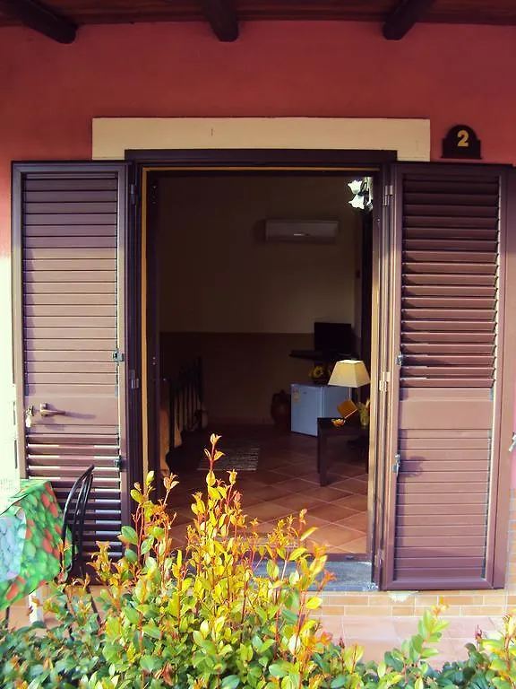 مزرعة للإقامة Agriturismo Il Pozzo Antico ماسكالي