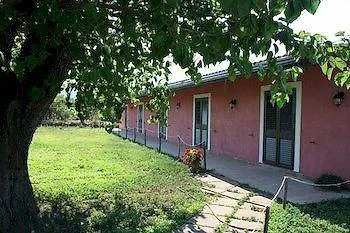 Agriturismo Il Pozzo Antico ماسكالي 0*,  إيطاليا