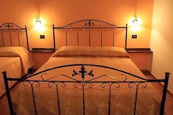مزرعة للإقامة Agriturismo Il Pozzo Antico ماسكالي