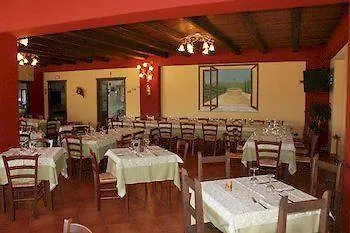 مزرعة للإقامة Agriturismo Il Pozzo Antico ماسكالي