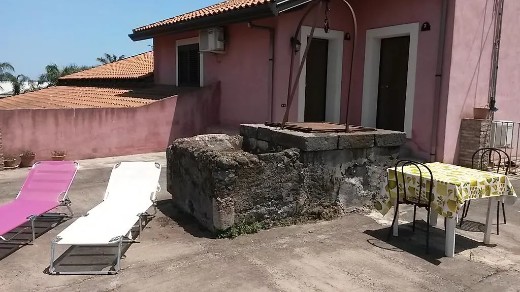 مزرعة للإقامة Agriturismo Il Pozzo Antico ماسكالي إيطاليا