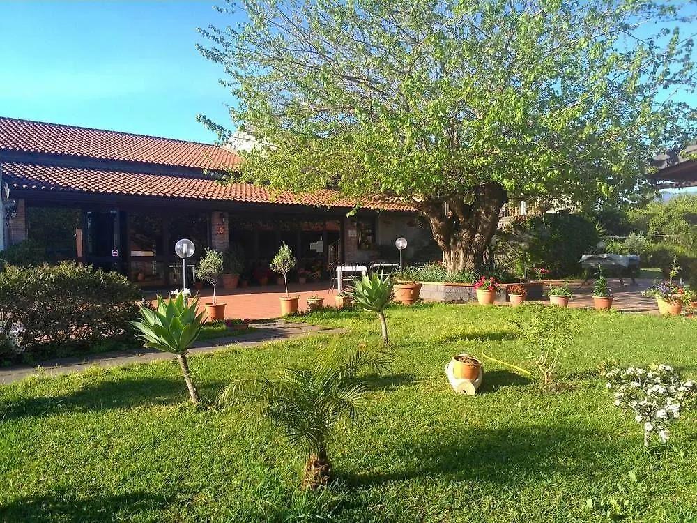 Agriturismo Il Pozzo Antico ماسكالي