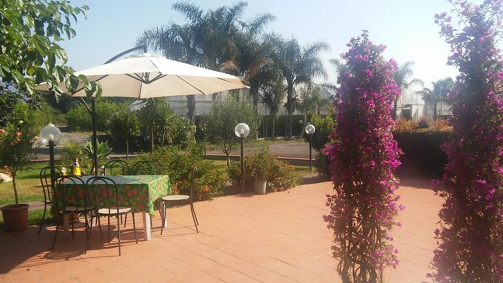 Agriturismo Il Pozzo Antico ماسكالي 0*,  إيطاليا